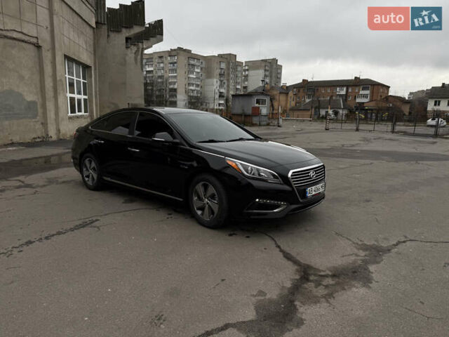 Черный Хендай Соната, объемом двигателя 2 л и пробегом 117 тыс. км за 11500 $, фото 1 на Automoto.ua