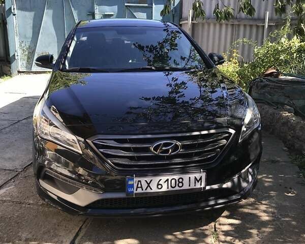 Черный Хендай Соната, объемом двигателя 2.36 л и пробегом 147 тыс. км за 11500 $, фото 1 на Automoto.ua