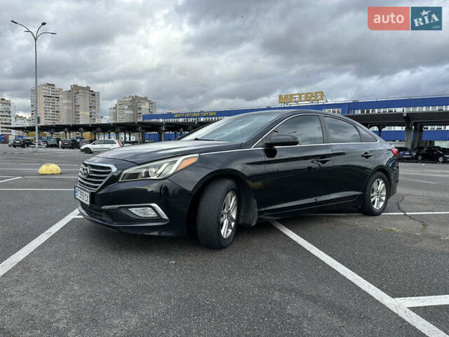 Черный Хендай Соната, объемом двигателя 2.36 л и пробегом 132 тыс. км за 12500 $, фото 1 на Automoto.ua