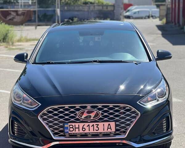 Черный Хендай Соната, объемом двигателя 2.36 л и пробегом 134 тыс. км за 14900 $, фото 1 на Automoto.ua