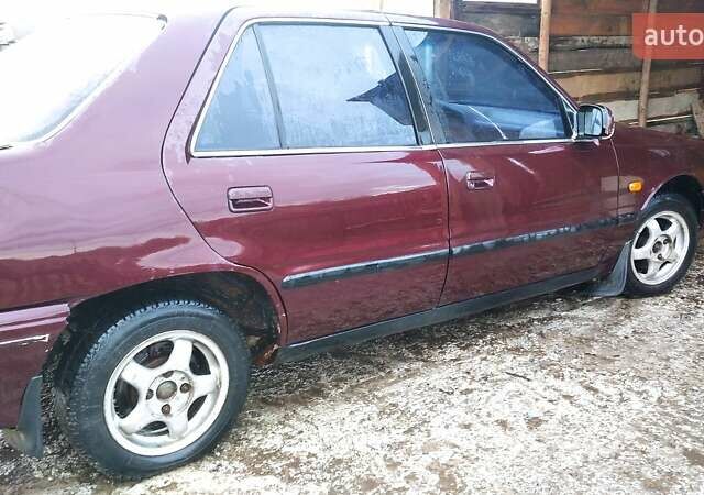 Хендай Соната 1993 в Львове на Automoto.ua Красный Хендай Соната, объемом двигателя 2 л и пробегом 359 тыс. км за 1300 $, фото 1 на Automoto.ua