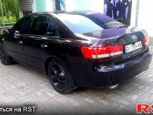 Красный Хендай Соната, объемом двигателя 3.3 л и пробегом 350 тыс. км за 5500 $, фото 1 на Automoto.ua