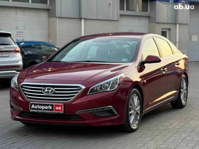 Красный Хендай Соната, объемом двигателя 2.4 л и пробегом 141 тыс. км за 8940 $, фото 1 на Automoto.ua