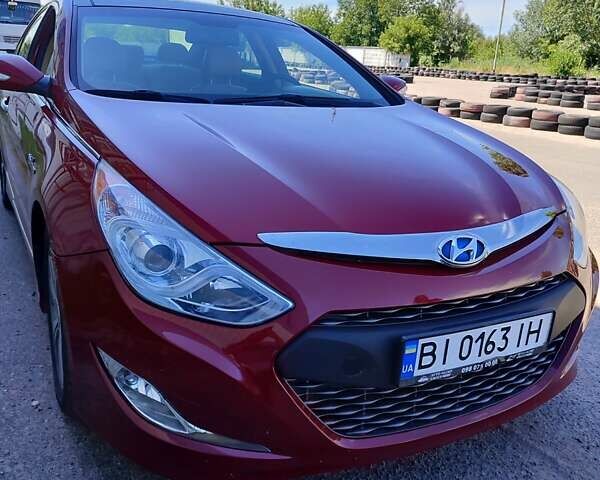 Червоний Хендай Соната, об'ємом двигуна 2.4 л та пробігом 167 тис. км за 9100 $, фото 1 на Automoto.ua