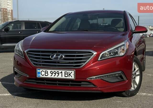 Червоний Хендай Соната, об'ємом двигуна 2.4 л та пробігом 133 тис. км за 9500 $, фото 1 на Automoto.ua