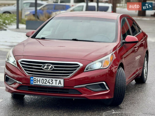 Червоний Хендай Соната, об'ємом двигуна 2.36 л та пробігом 91 тис. км за 8000 $, фото 1 на Automoto.ua