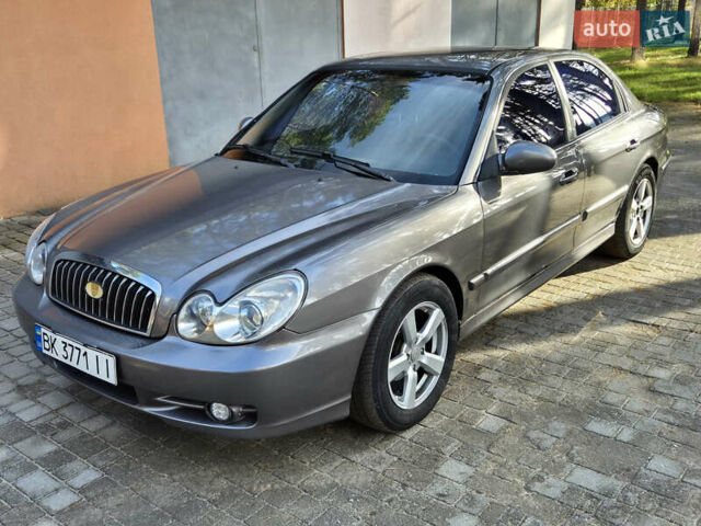 Хендай Соната, объемом двигателя 2.7 л и пробегом 291 тыс. км за 2950 $, фото 1 на Automoto.ua
