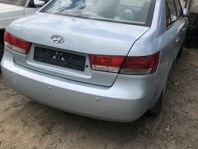 Хендай Соната, объемом двигателя 2.4 л и пробегом 130 тыс. км за 2000 $, фото 1 на Automoto.ua
