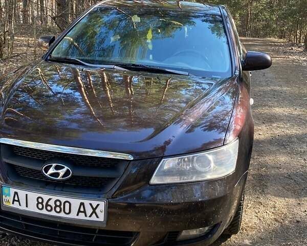 Хендай Соната, об'ємом двигуна 2.36 л та пробігом 218 тис. км за 6700 $, фото 1 на Automoto.ua