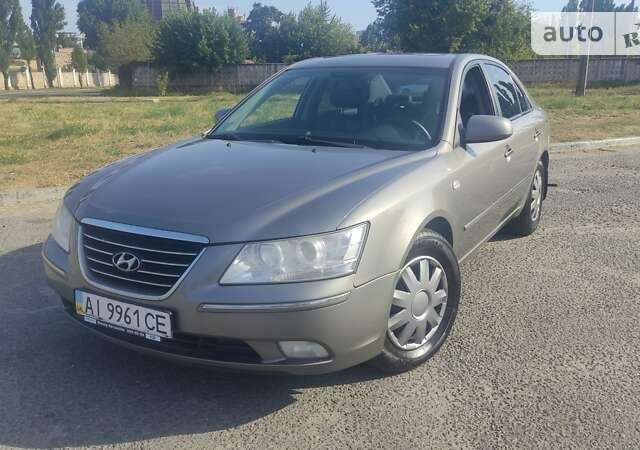 Хендай Соната, объемом двигателя 3.34 л и пробегом 270 тыс. км за 4699 $, фото 1 на Automoto.ua