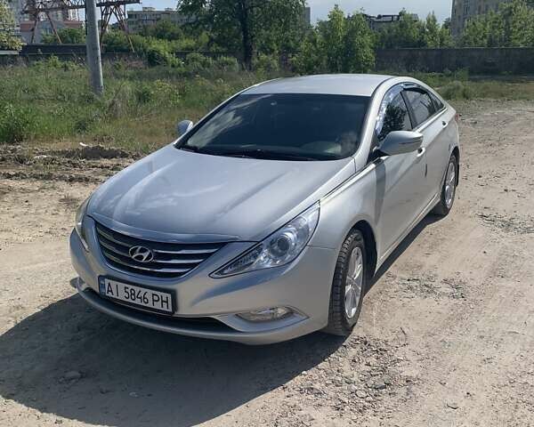 Хендай Соната, об'ємом двигуна 2 л та пробігом 128 тис. км за 7500 $, фото 1 на Automoto.ua