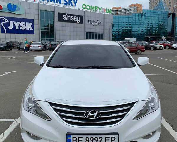 Хендай Соната, объемом двигателя 2 л и пробегом 215 тыс. км за 9400 $, фото 1 на Automoto.ua