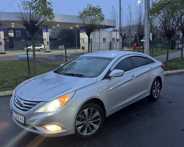 Хендай Соната, объемом двигателя 2 л и пробегом 321 тыс. км за 6999 $, фото 1 на Automoto.ua