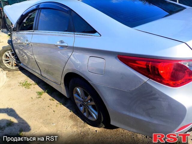 Хендай Соната, объемом двигателя 2.4 л и пробегом 114 тыс. км за 3600 $, фото 1 на Automoto.ua