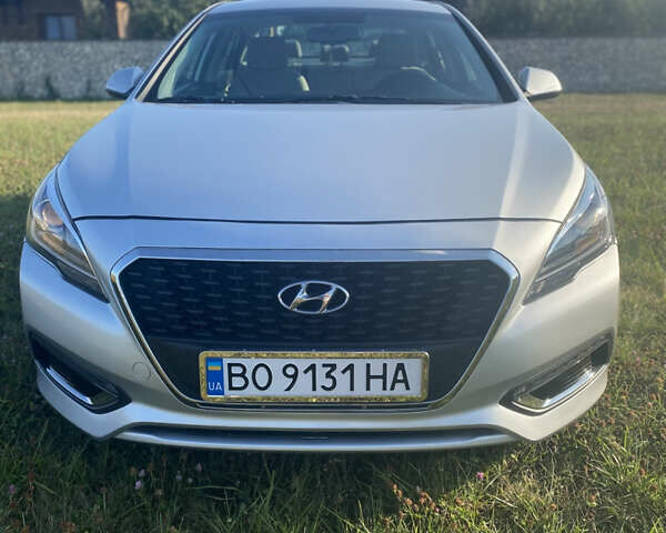 Хендай Соната, объемом двигателя 2 л и пробегом 138 тыс. км за 13400 $, фото 1 на Automoto.ua
