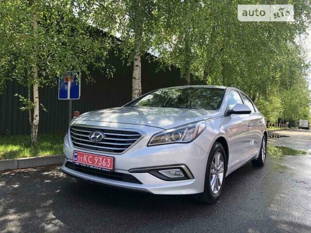 Хендай Соната, об'ємом двигуна 2 л та пробігом 244 тис. км за 10666 $, фото 1 на Automoto.ua