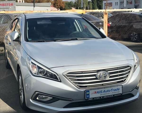 Хендай Соната 2017 у Києві на Automoto.ua Хендай Соната, об'ємом двигуна 2 л та пробігом 418 тис. км за 9490 $, фото 1 на Automoto.ua