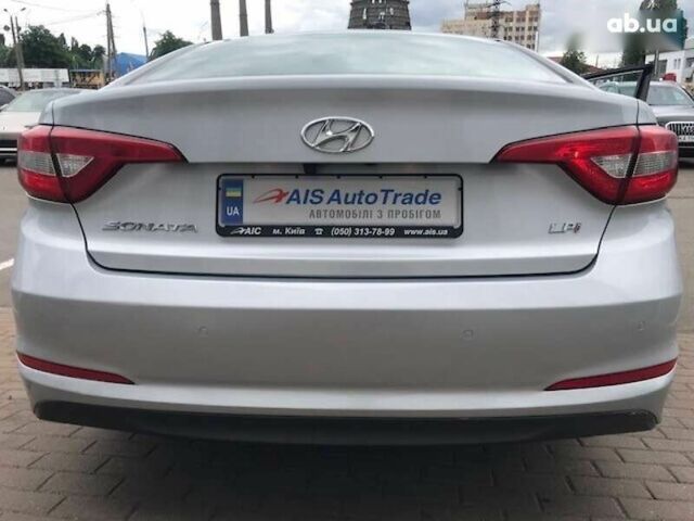 Хендай Соната 2017 в Киеве на Automoto.ua Хендай Соната, объемом двигателя 2 л и пробегом 383 тыс. км за 10790 $, фото 1 на Automoto.ua