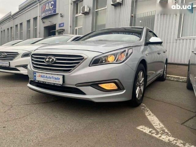 Хендай Соната, об'ємом двигуна 2 л та пробігом 335 тис. км за 10990 $, фото 1 на Automoto.ua