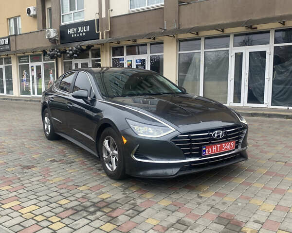 Хендай Соната, объемом двигателя 2.5 л и пробегом 30 тыс. км за 20000 $, фото 1 на Automoto.ua