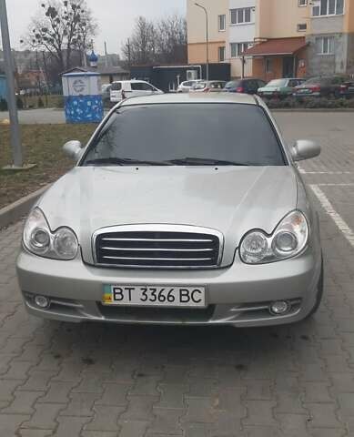 Хендай Соната 2004 в Виннице на Automoto.ua Серый Хендай Соната, объемом двигателя 2 л и пробегом 260 тыс. км за 4200 $, фото 1 на Automoto.ua