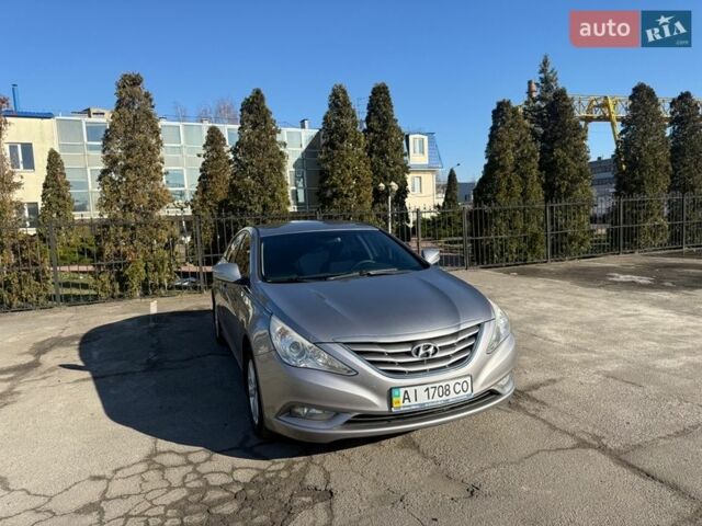 Серый Хендай Соната, объемом двигателя 2 л и пробегом 199 тыс. км за 6800 $, фото 1 на Automoto.ua