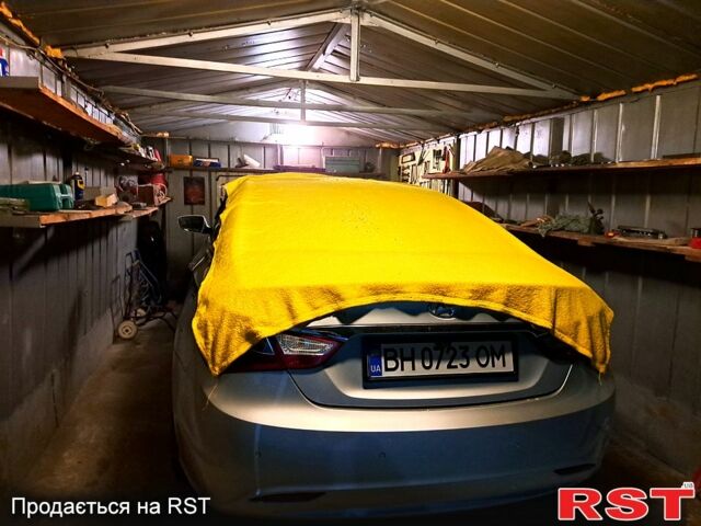 Сірий Хендай Соната, об'ємом двигуна 2 л та пробігом 0 тис. км за 6000 $, фото 1 на Automoto.ua