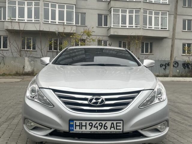 Серый Хендай Соната, объемом двигателя 2 л и пробегом 3 тыс. км за 7500 $, фото 1 на Automoto.ua