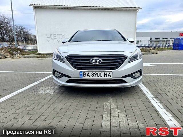 Серый Хендай Соната, объемом двигателя 2 л и пробегом 255 тыс. км за 8500 $, фото 1 на Automoto.ua