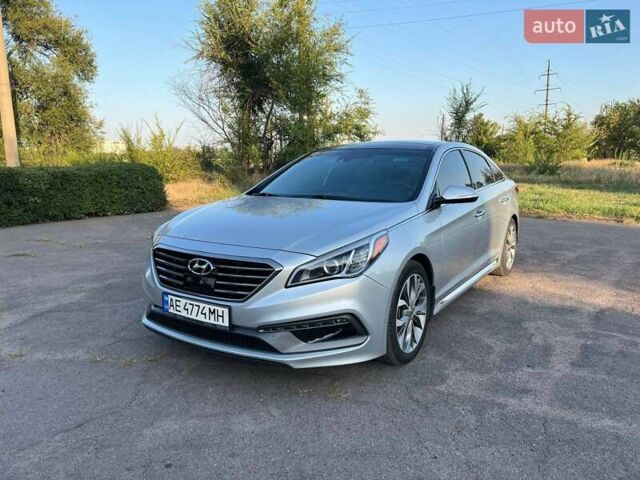 Сірий Хендай Соната, об'ємом двигуна 2 л та пробігом 144 тис. км за 14500 $, фото 1 на Automoto.ua