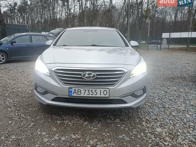 Сірий Хендай Соната, об'ємом двигуна 2 л та пробігом 360 тис. км за 8300 $, фото 1 на Automoto.ua