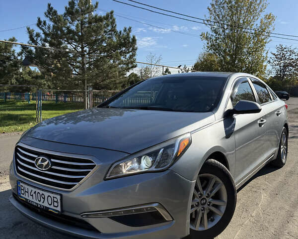 Хендай Соната 2014 у Одесі на Automoto.ua Сірий Хендай Соната, об'ємом двигуна 2.4 л та пробігом 159 тис. км за 9500 $, фото 1 на Automoto.ua