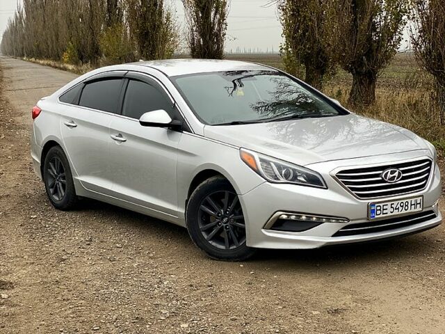 Серый Хендай Соната, объемом двигателя 2.4 л и пробегом 137 тыс. км за 9300 $, фото 1 на Automoto.ua