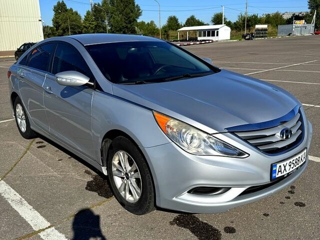 Серый Хендай Соната, объемом двигателя 2.4 л и пробегом 182 тыс. км за 8500 $, фото 1 на Automoto.ua