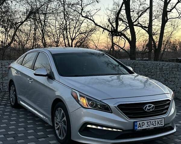 Серый Хендай Соната, объемом двигателя 2.4 л и пробегом 120 тыс. км за 10000 $, фото 1 на Automoto.ua