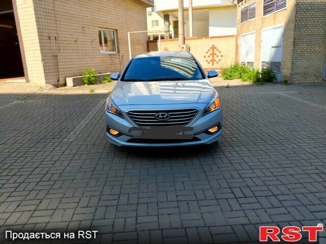 Сірий Хендай Соната, об'ємом двигуна 2 л та пробігом 400 тис. км за 10000 $, фото 1 на Automoto.ua