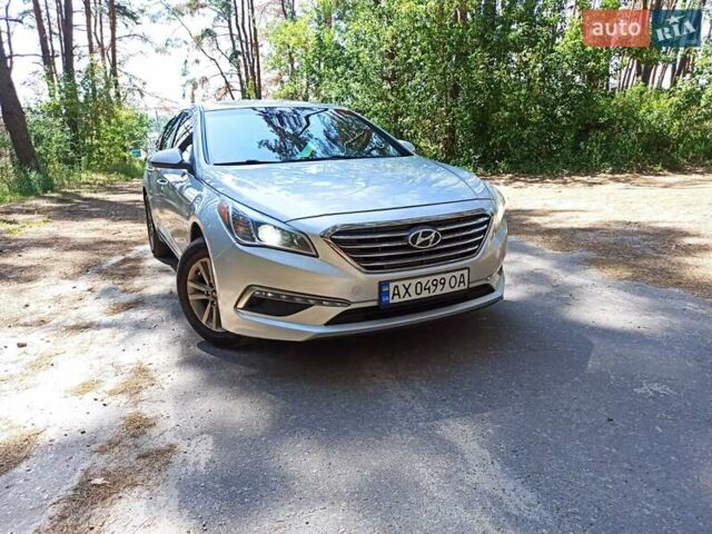 Серый Хендай Соната, объемом двигателя 2.36 л и пробегом 280 тыс. км за 8500 $, фото 1 на Automoto.ua