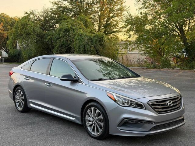Сірий Хендай Соната, об'ємом двигуна 2.4 л та пробігом 79 тис. км за 6400 $, фото 1 на Automoto.ua