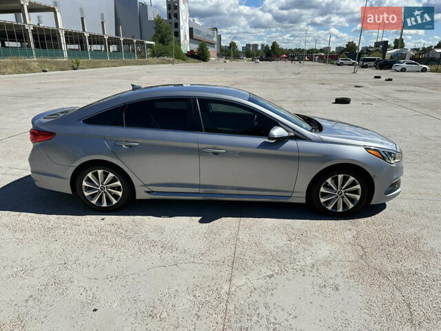Серый Хендай Соната, объемом двигателя 2.36 л и пробегом 220 тыс. км за 11500 $, фото 1 на Automoto.ua