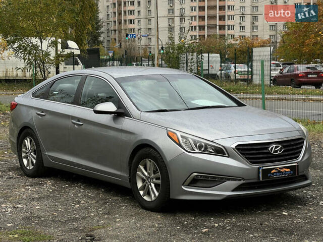 Хендай Соната 2016 в Киеве на Automoto.ua Серый Хендай Соната, объемом двигателя 2.36 л и пробегом 132 тыс. км за 9099 $, фото 1 на Automoto.ua