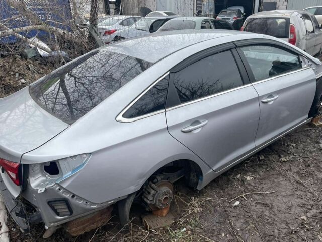 Сірий Хендай Соната, об'ємом двигуна 0 л та пробігом 1 тис. км за 2800 $, фото 1 на Automoto.ua