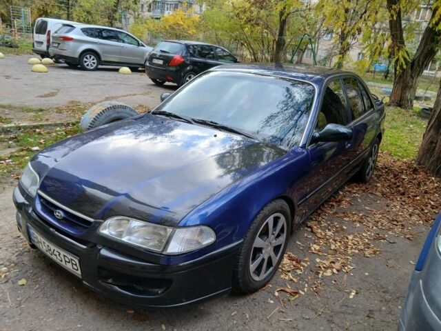 Синий Хендай Соната, объемом двигателя 3 л и пробегом 200 тыс. км за 1000 $, фото 1 на Automoto.ua