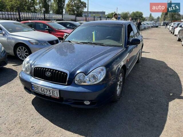 Синий Хендай Соната, объемом двигателя 2 л и пробегом 377 тыс. км за 2999 $, фото 1 на Automoto.ua