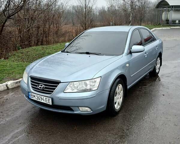 Синий Хендай Соната, объемом двигателя 2 л и пробегом 175 тыс. км за 5700 $, фото 1 на Automoto.ua