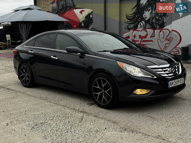 Синій Хендай Соната, об'ємом двигуна 2.4 л та пробігом 171 тис. км за 8500 $, фото 1 на Automoto.ua