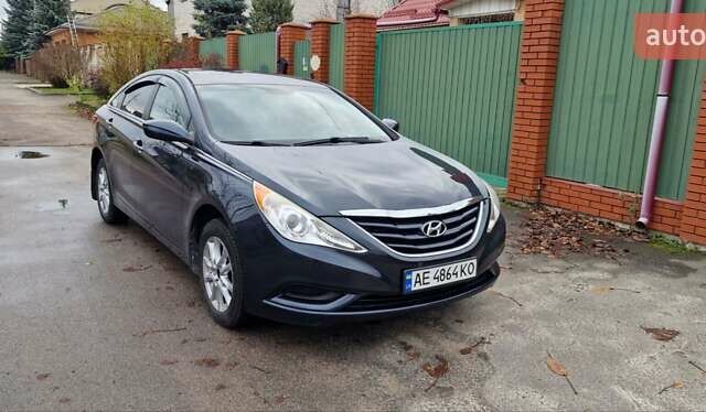 Синий Хендай Соната, объемом двигателя 2.36 л и пробегом 185 тыс. км за 7300 $, фото 1 на Automoto.ua