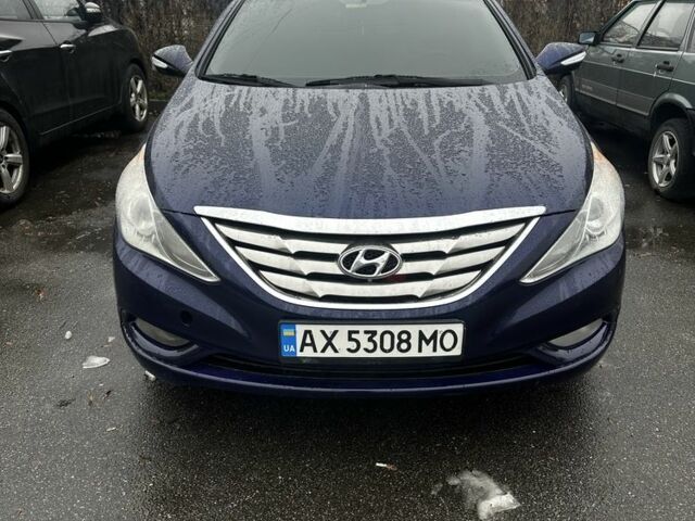 Синий Хендай Соната, объемом двигателя 2.4 л и пробегом 260 тыс. км за 7500 $, фото 1 на Automoto.ua
