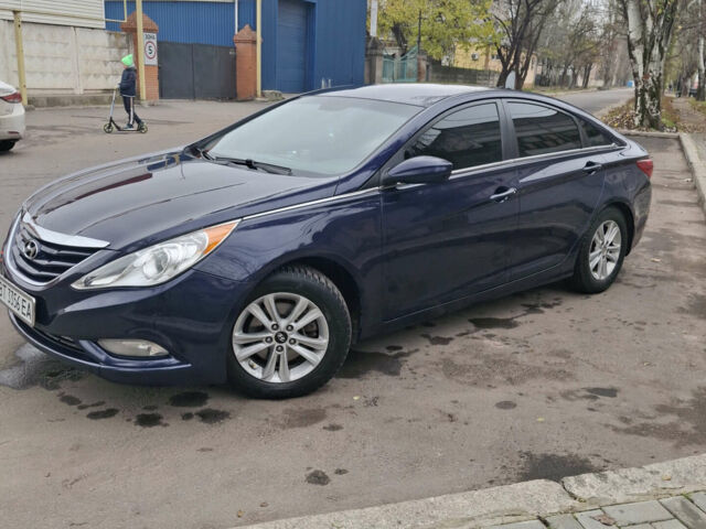 Синій Хендай Соната, об'ємом двигуна 2.36 л та пробігом 270 тис. км за 7450 $, фото 1 на Automoto.ua