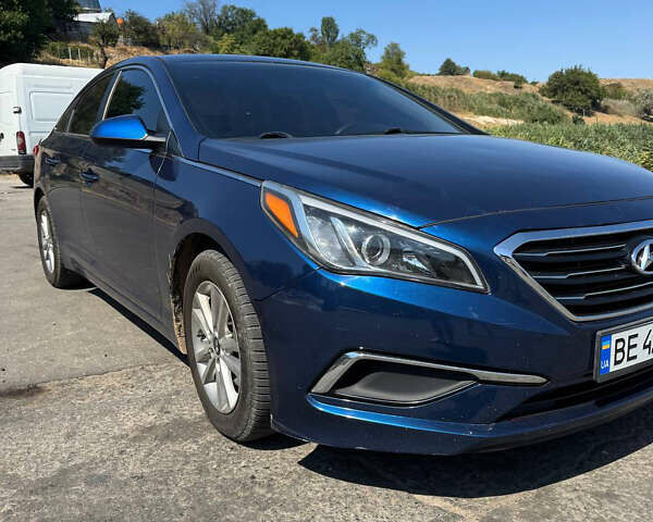 Синій Хендай Соната, об'ємом двигуна 2.36 л та пробігом 118 тис. км за 10500 $, фото 1 на Automoto.ua