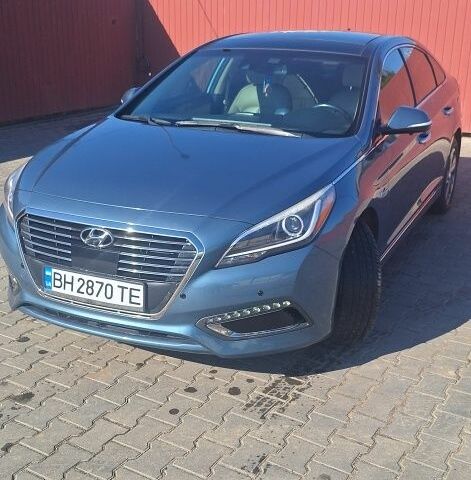 Синій Хендай Соната, об'ємом двигуна 2 л та пробігом 150 тис. км за 11800 $, фото 1 на Automoto.ua